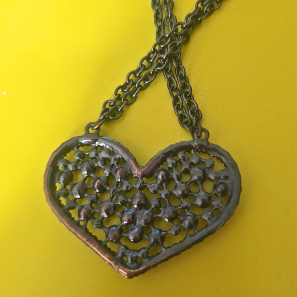 Claire's Rhinestone Heart Necklace - Picture 3 of 4